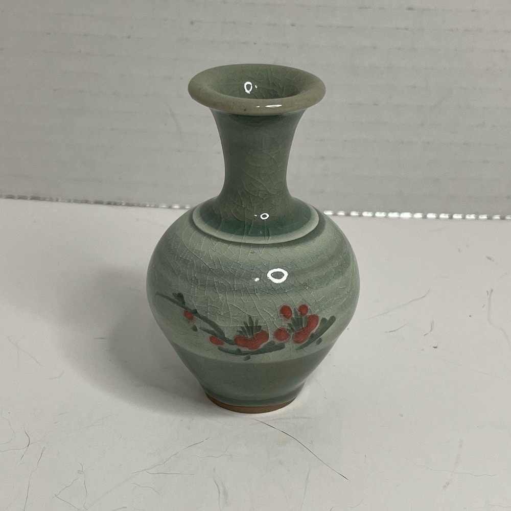 Korean Ceramic Miniature Bud Vase 2 Green Tints‎ Flowers
